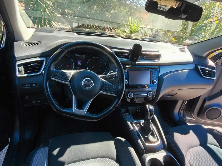 Nissan Qashqai 1.2 DIG-T N-Connecta 18 Xtronic — photo 5