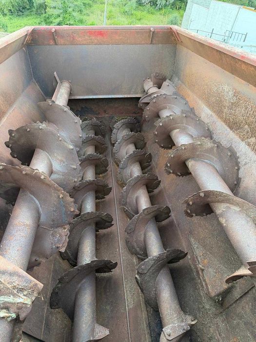 Carro misturador / unifeed Strautmann Power-Mix 1000