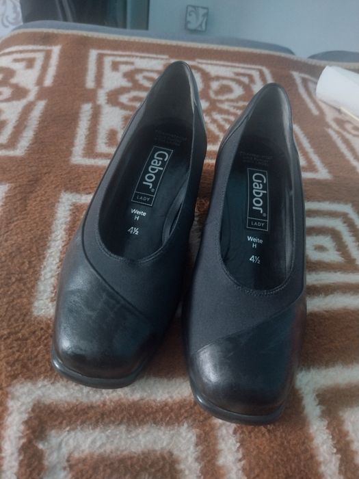 Czółenka damskie na obcasie rozm. 4,5 Gabor