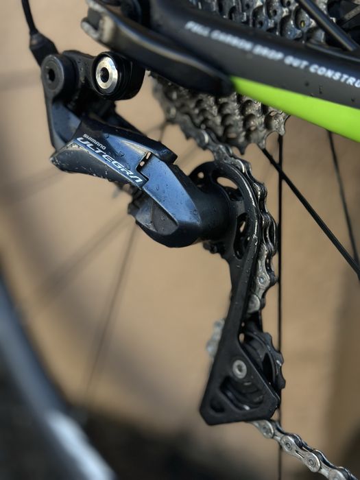 Bicicleta de estrada em Carbono