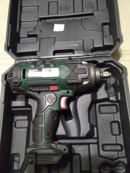 Гайковерт PARKSIDE 400 Nm