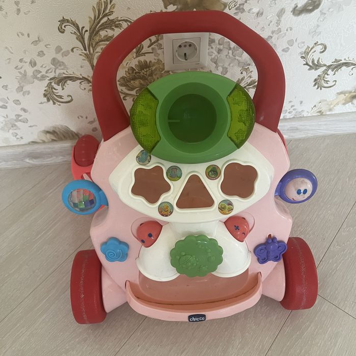 Толкач дитячий Chicco.