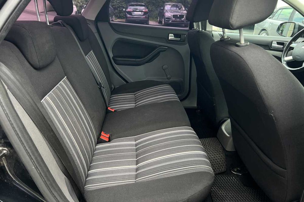 Ford Focus 2011