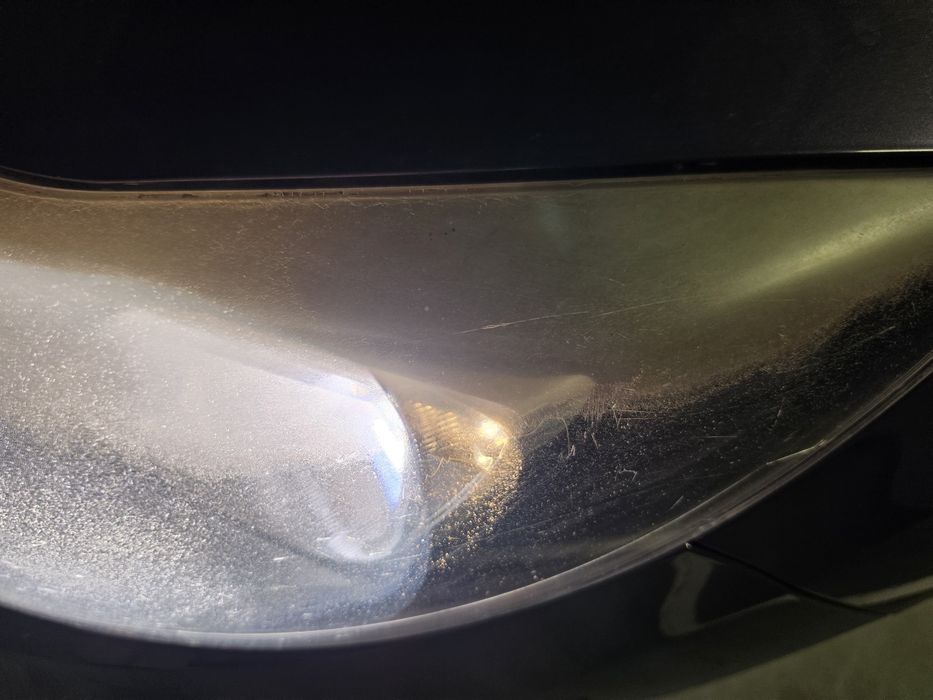 Reflektory Ford Focus MK3 2012