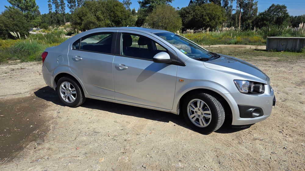 Chevrolet Aveo 1.2 Gasolina — photo 4