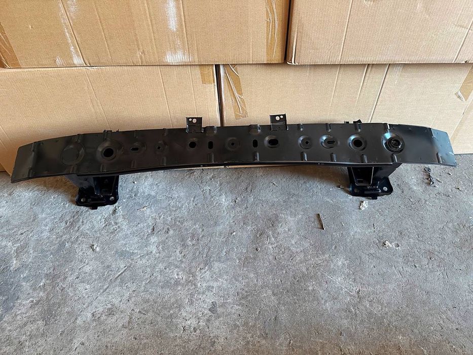 Мазда СХ-50 усилитель переднего бампера Mazda cx50