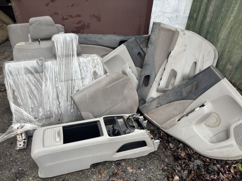 Сидіння на  honda crv все комплект