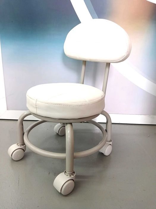 Banco para Pedicure com 26 CM de Altura