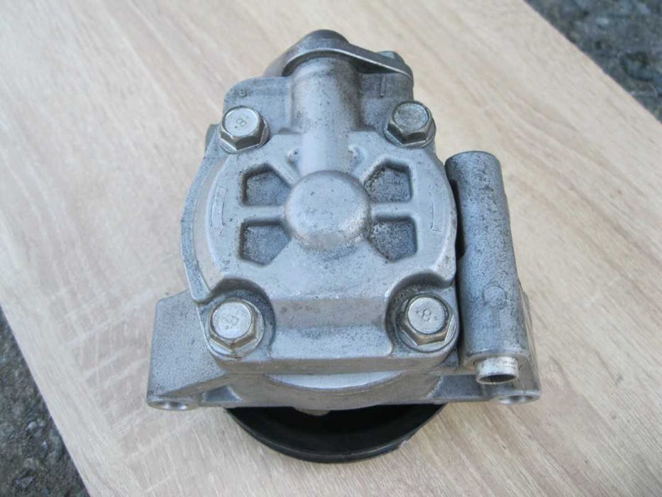 Насос гур Ford Mondeo MK4. S-Max. Galaxy Volvo V70. S80 1.8 2.0TD