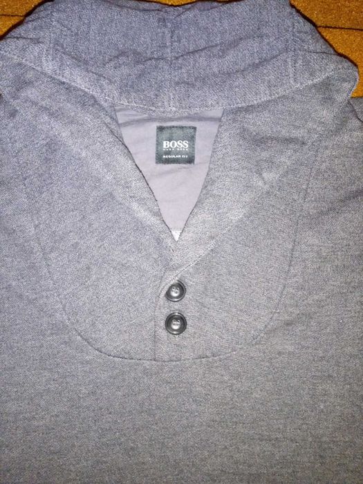 Свитер мужской с открытым воротом