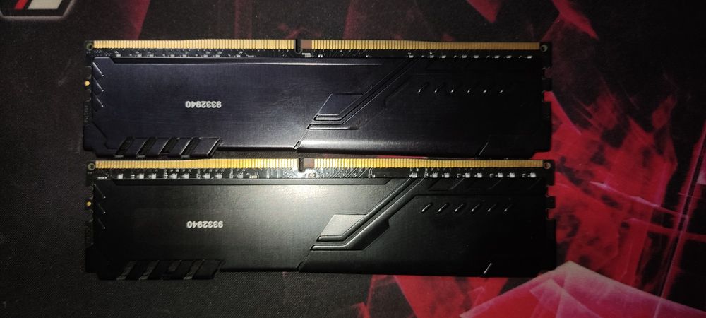 ОЗУ Kingston fury 2/8 gb(16) срочно