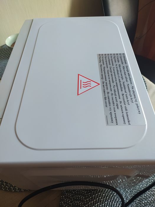 Мікрохвильова піч Zelmer повністю робочя гриль 700 ват