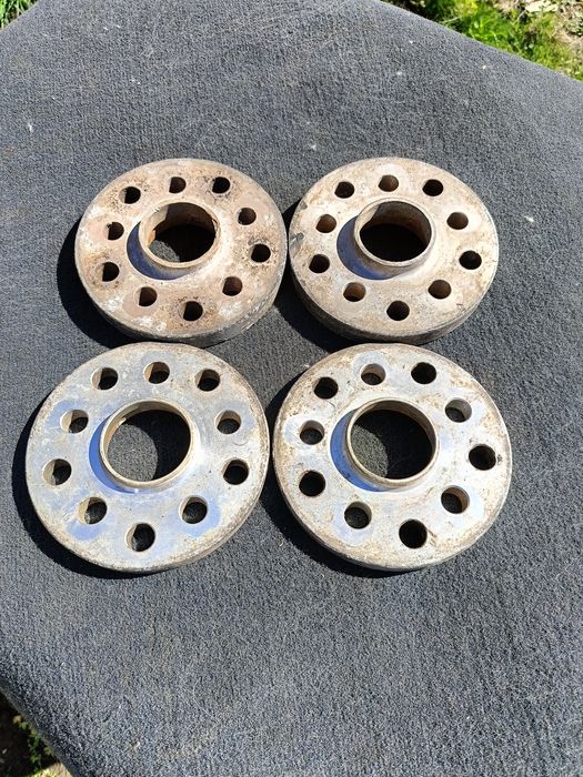 Поставки виліт коліс Audi