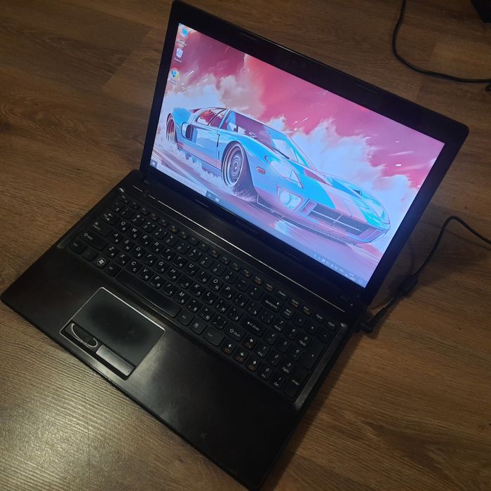 Мощный игровой ноутбук Lenovo/4 ядра/2 видеокарты