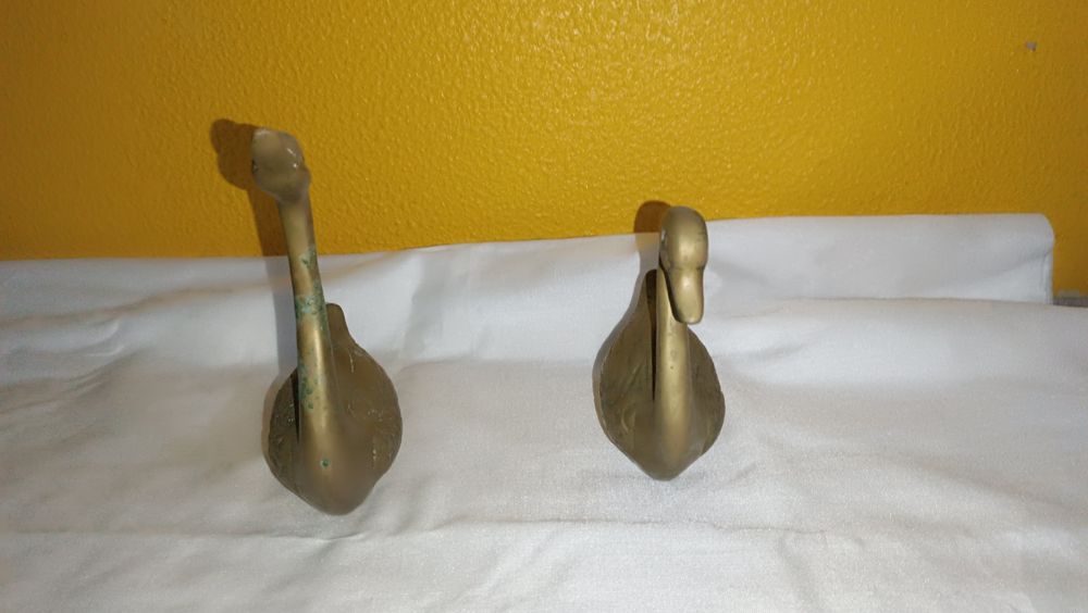 Par de Cisnes de decoração