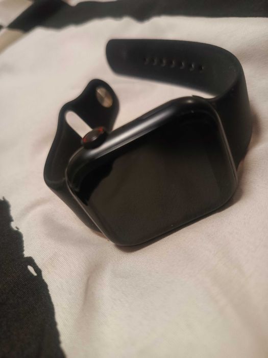 Смарт-годинник. Гарна модель для вас чи ваших рідних