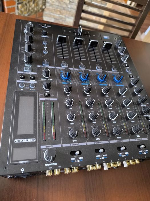 Mixer Reloop RMX 95 digital