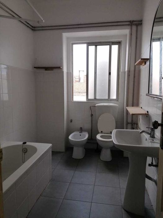 Apartamento T4 no centro das Caldas a estudantes ou professores