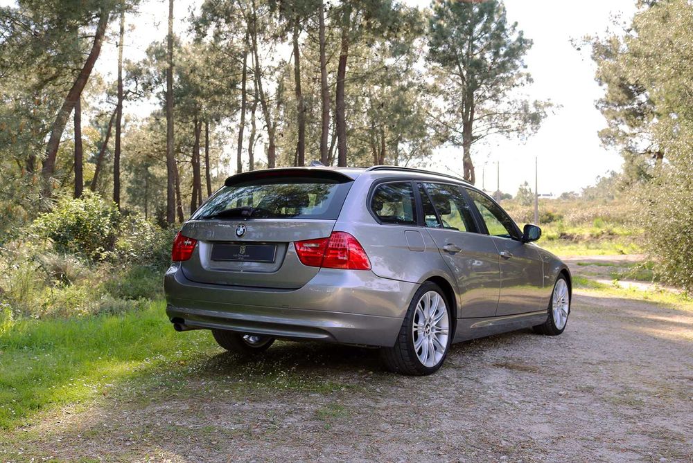 BMW 318d LCI Navigation **Irrepreensível**