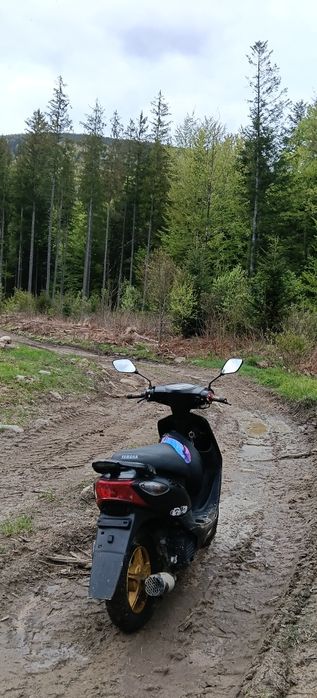 Продаєть YAMAHA 39 ZR