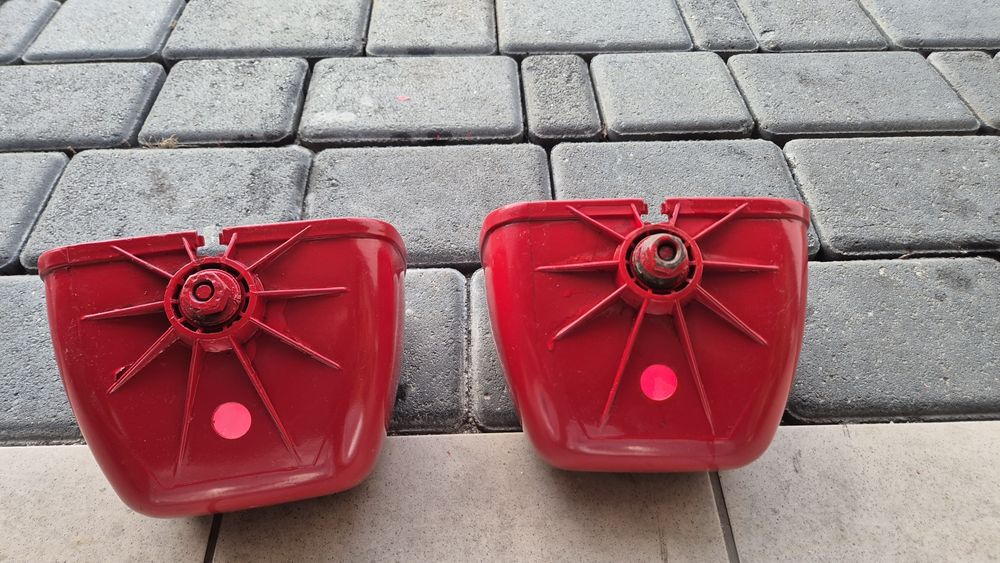 Lampy cześć citroen  2 cv