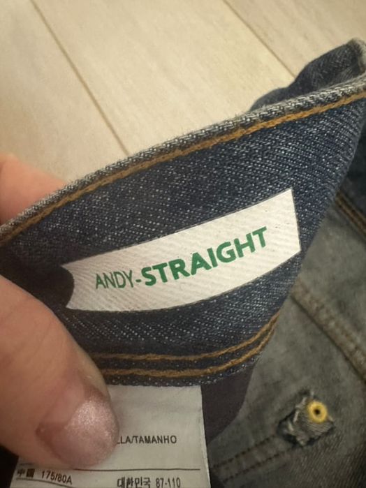 Продам нові джинси United Colors Of Benetton