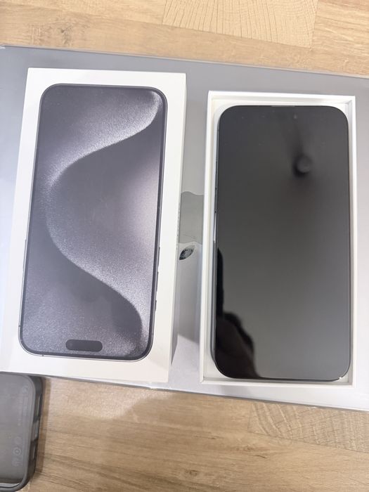 Iphone 15 Pro max Black Titanium, 256