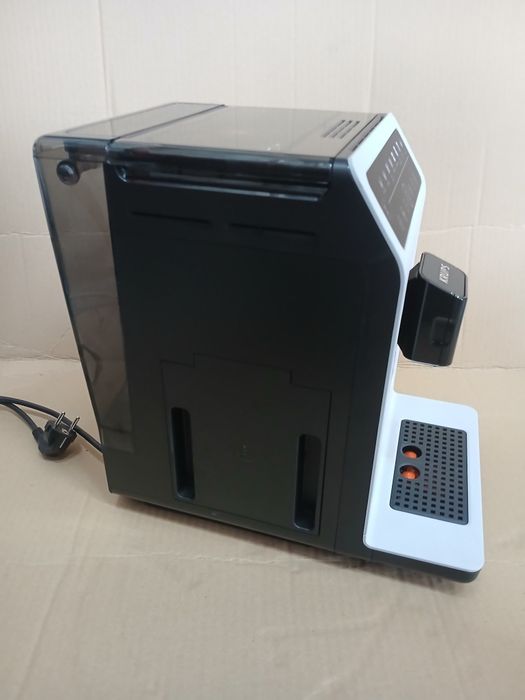 Ekspres Krups EA897 jak nowy