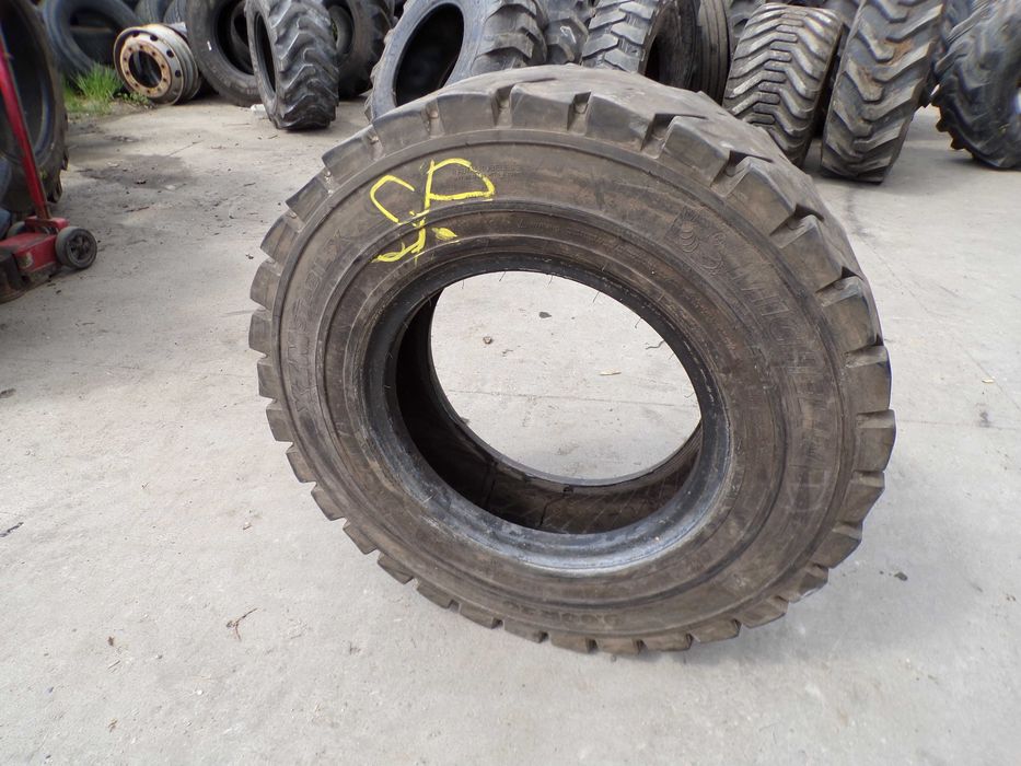 Opona 9.00R20 MICHELIN XZM STABIL X (700 netto)