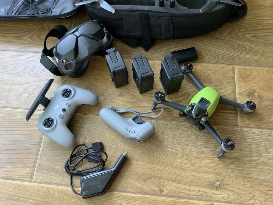 DJI FPV Combo в ідеальному стані + 3 батареї + рюкзак