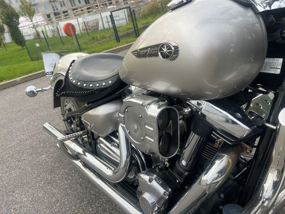 Yamaha Road Star XV 1600 silver limited edition