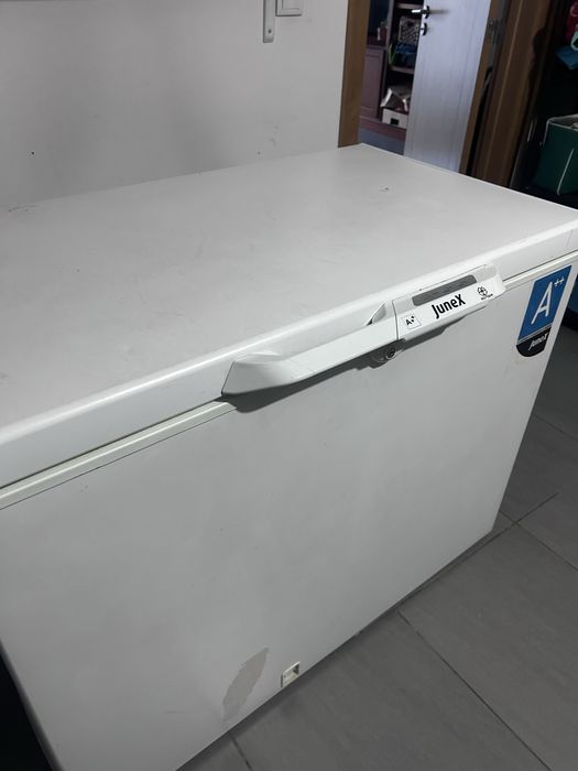 Arca congeladora Junex 200 L