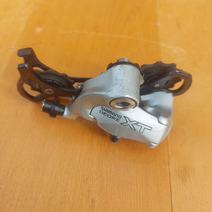 Przerzutka tył Shimano Deore XT RD-M750 9s
