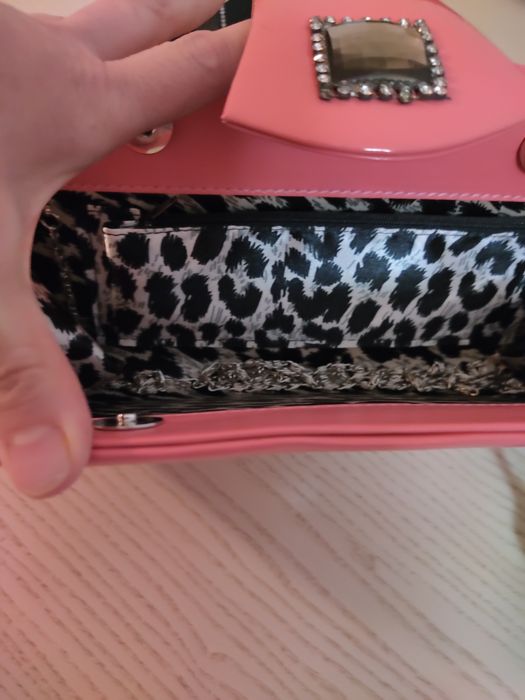 Вечірні сумочки та клатчі