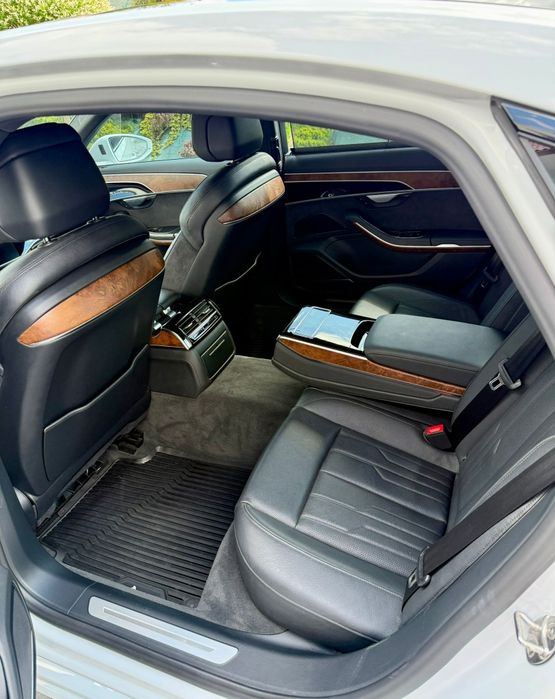 Audi A8  d5 long 4.0 tfsi