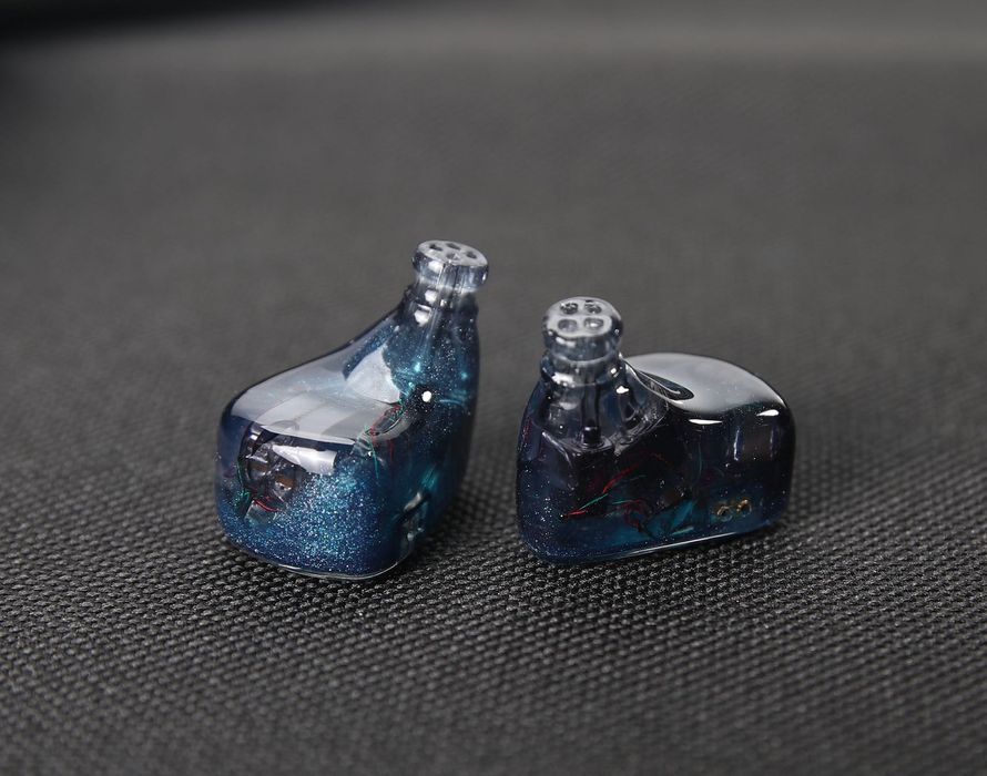 Custom Project 8 BA - słuchawki IEM wypełnione sylikonem, reshell
