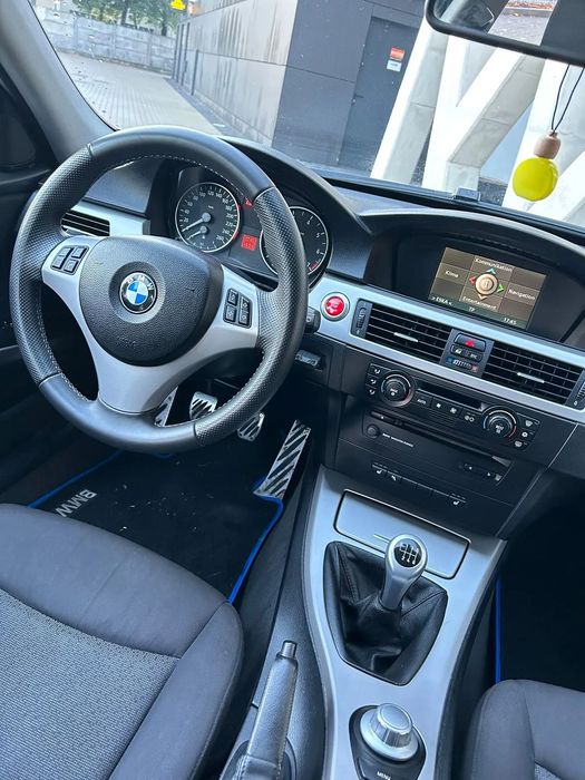 BMW Seria 3 *320 E91 *2.0 150km Navi Panorama Klimatronik PL