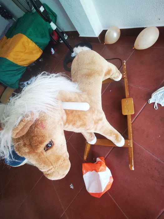 Pista de balanço para cavalos e brinquedos de urso para vender