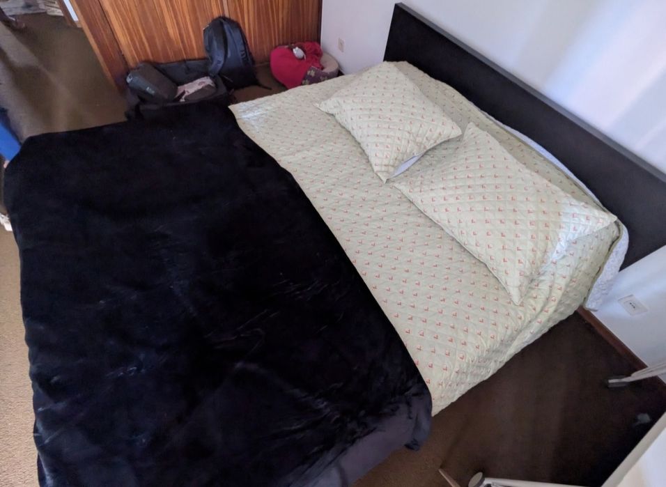 Cama Casal com estrado e colchão
