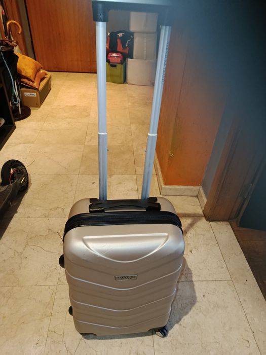 Trolley em excelente estado