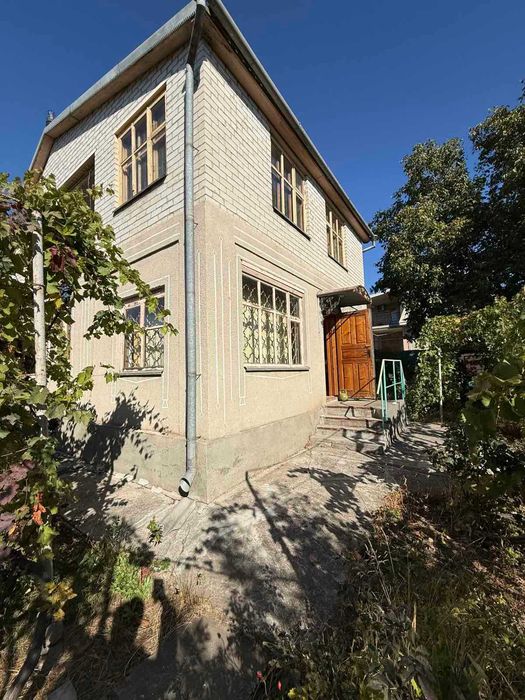 Продам будинок в тихому місці