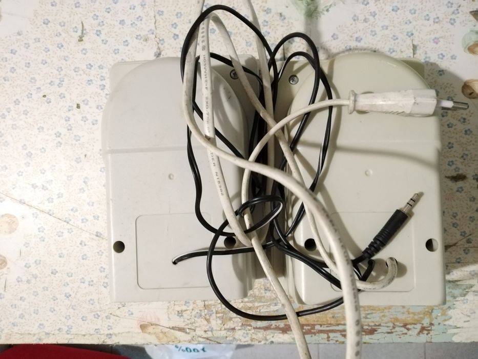 Computer Speakers in Good Condition64283960666115122
