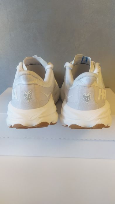 Кросівки Hoka Speedgoat 5 (р 38,5)
