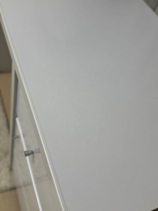 Письмовий стіл 120см