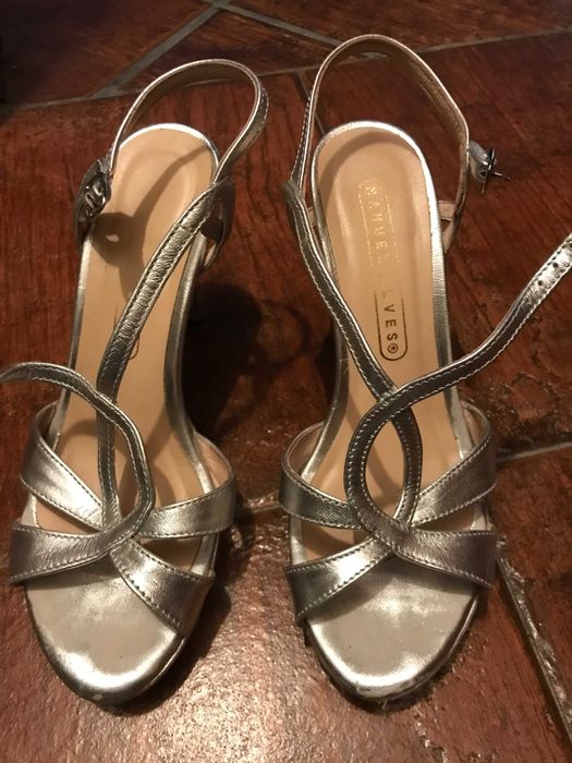 Sandálias prata em pele - Manuel Alves