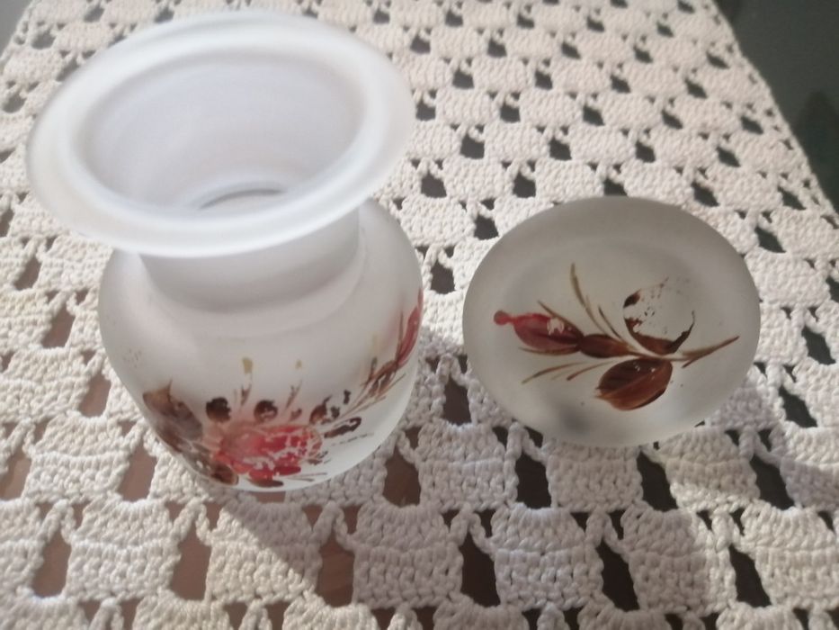 Pote de vidro pintado a mão