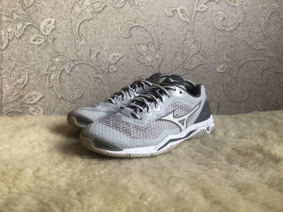 Оригінал! Велика наявість, кросівки Mizuno Wave волейбол біг 46-40