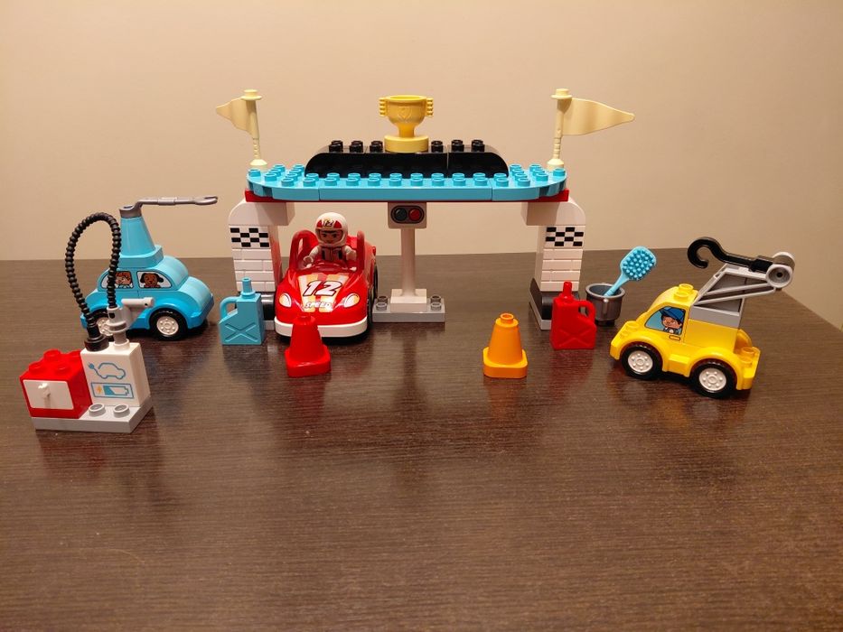 Lego.       duplo