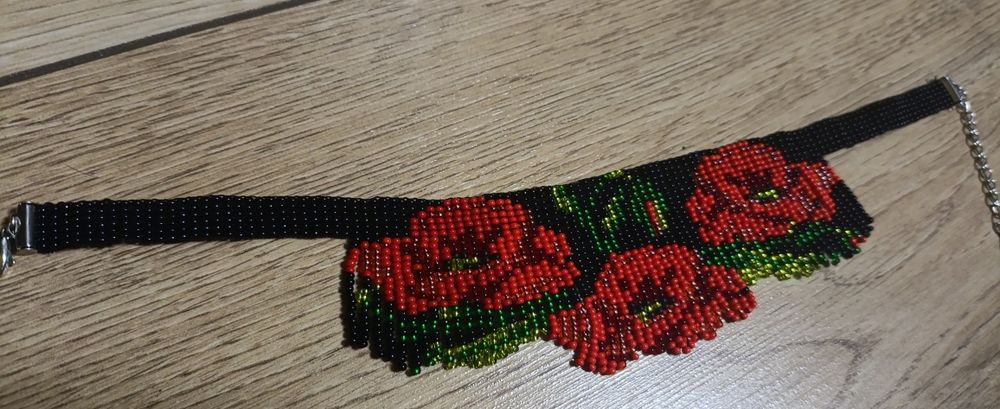Чокер кольє з бісеру
