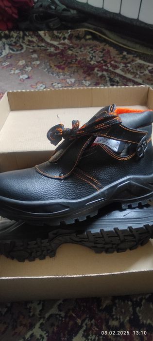Черевики робочі нові